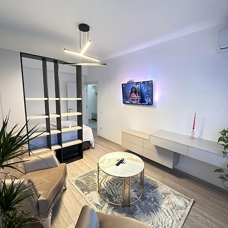 Urban Luxury Studios By Cozy Apartments Iasi Exterior foto